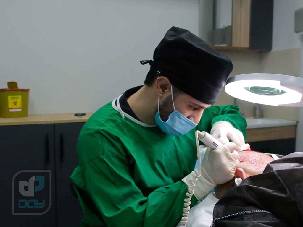 بهترین دکتر کاشت مو در شیراز در کلینیک دی 3 بهترین دکتر کاشت مو در شیراز-1